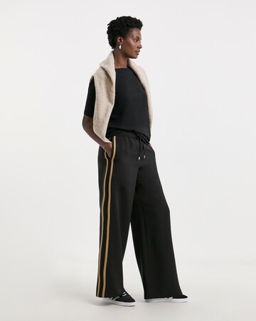 Pure Cotton Slash Neck 3/4 Sleeve Top