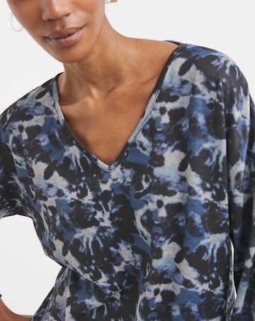 Blurred Floral Soft Touch V Neck Longline Top