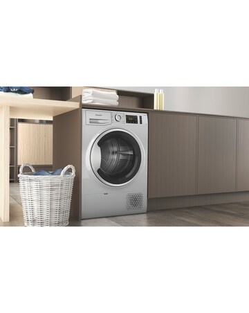 Hotpoint NTM1182SSK UK 8kg Heat Pump Tumble Dryer - Silver