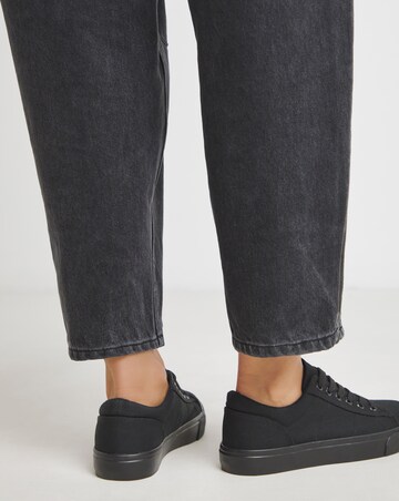 Ryder Lace Up Canvas Trainer - Standard Fit (D)