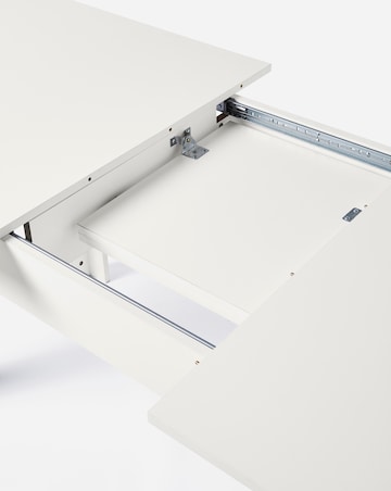 Dakota Extending 6 to 8 Seater Dining Table