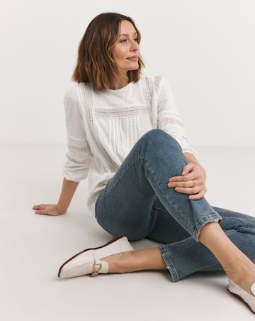 Ivory Ladder Insert Top