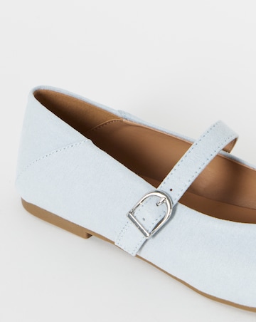 Pomona Toe Cap May Janes - Wide Fit (E)