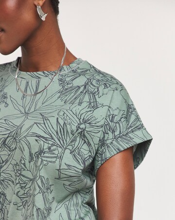 Longline Short Sleeve Curved Hem Top