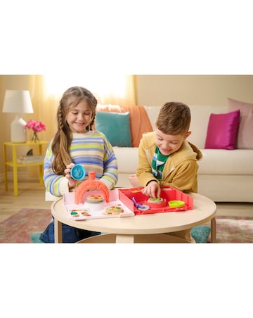 Kinetic Sand Squish Pizza