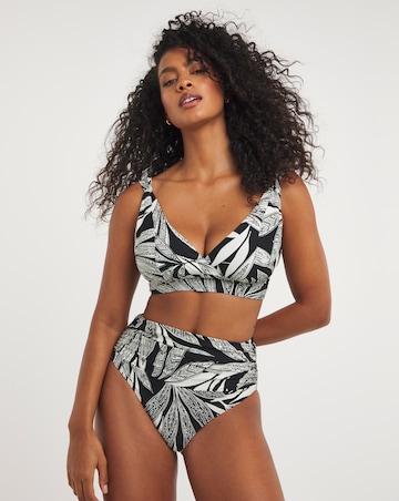 MAGISCULPT Lose Up To An Inch Tummy Control Bikini Brief