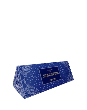 The Gift Label Candy Cane Wishes & Mistletoe Kisses Gift Set