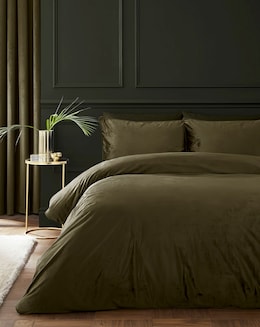 Catherine Lansfield Kingsley Matt Velvet Duvet Set