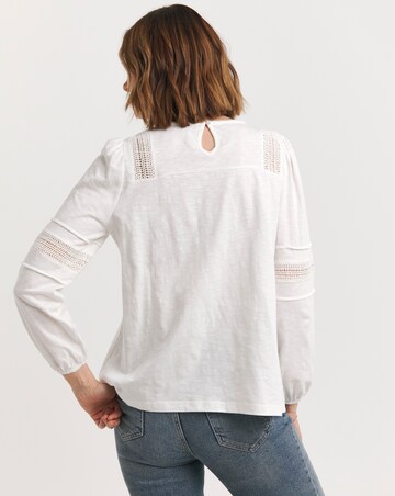 Ivory Ladder Insert Top