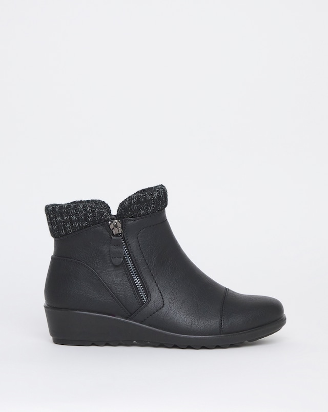 Cushion Walk Knitted Top Wedged Boots E Fit