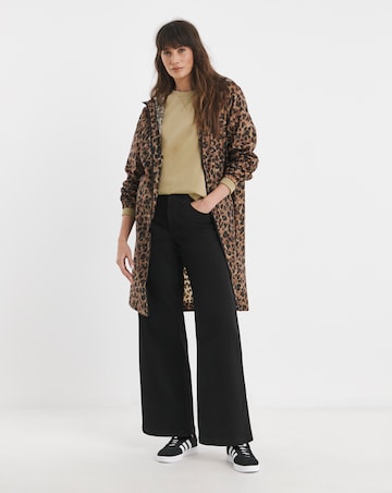 Longline Leopard Printed Pac A Mac