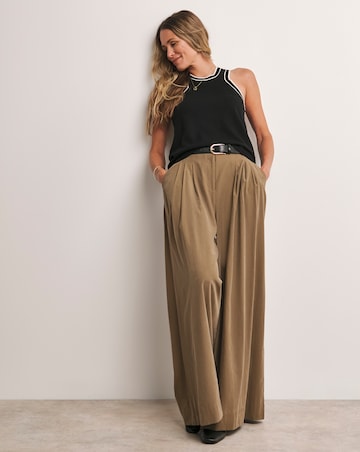 Anthology Contrast Trim Vest