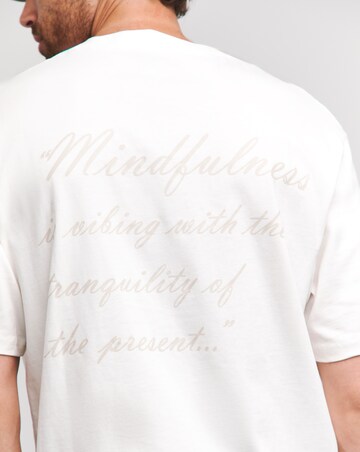 Heavyweight Relaxed Fit Graphic T-Shirt