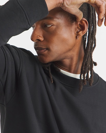 Crew Neck Sweatshirt- Black