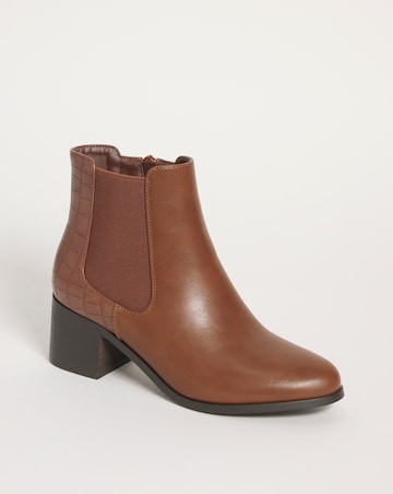 Cushion Walk Block Heel Boot E Fit