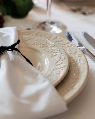 Price & Kensington Acorn 12 Piece Dinner Set