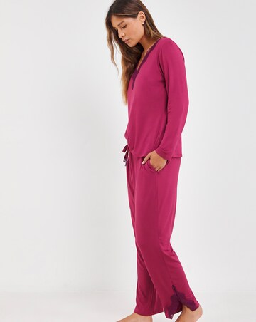 Pretty Secrets Viscose And Lace Hidden Support Pyjama Set