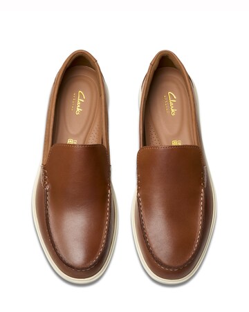 Clarks Bratton Loafer - Dark Tan