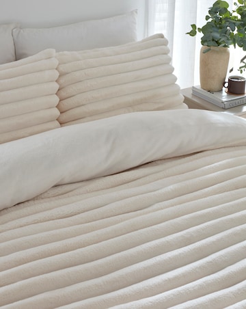 Oakley Fleece Duvet Cover Set