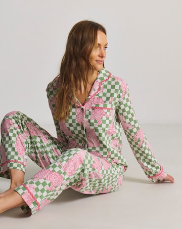 Chelsea Peers Organic Cotton Classic Pyjama Set Checkerboard Leopards Print