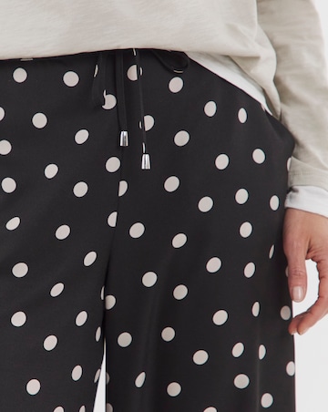 Spot Print Textured Wide Leg Trouser