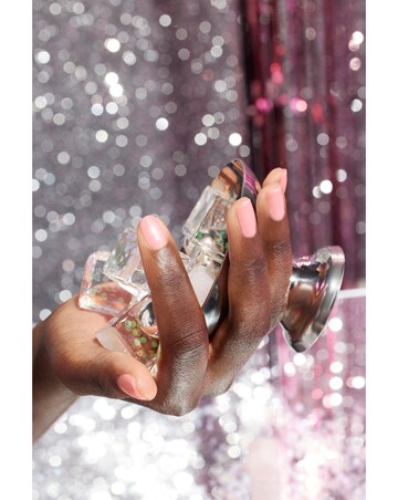 Manucurist Green Flash LED Gel System (Worth 120 GBP)