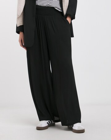 Crinkled Shirred Waist Wide Trousers Regular