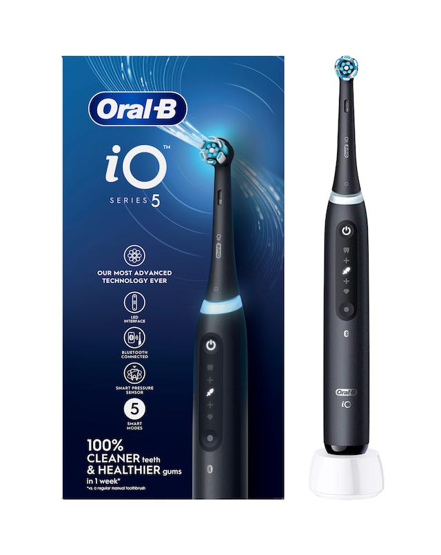 Oral-B iO5 Matt Black Electric Toothbrush