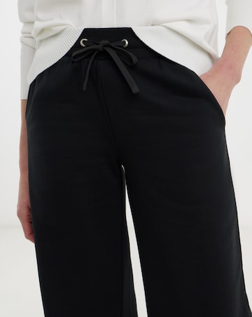 Cropped Jogger
