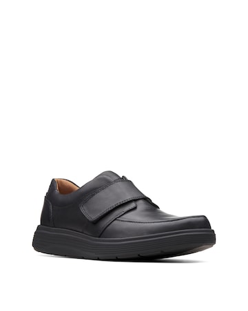 Clarks Un Abode Strap Wide Fit Shoes - Black