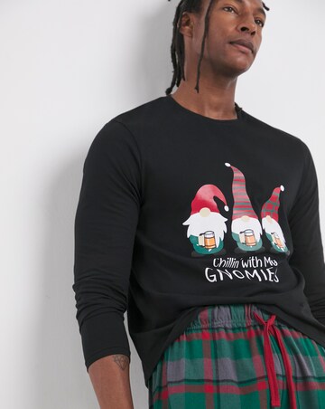 Christmas Graphic Pyjama Set