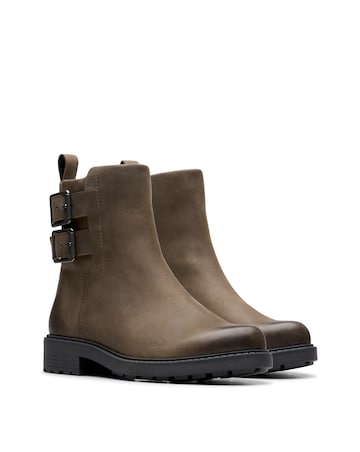 Clarks Orinoco2 Bay Buckle Chunky Leather Boot Standard Fit