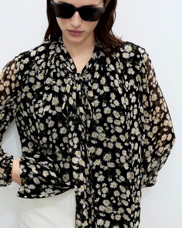 Mango Blouse Belle