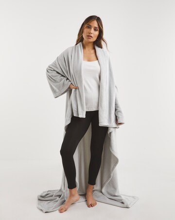 Pretty Secrets Wearable Blanket
