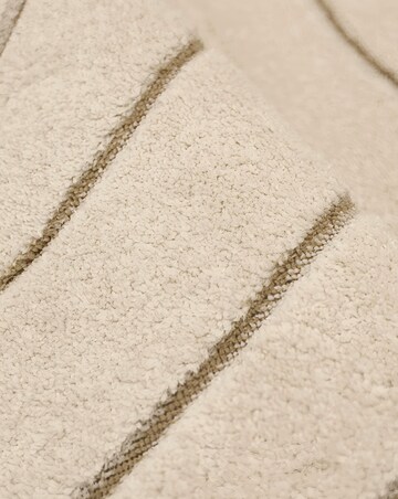 Sara Circles Carved Rug