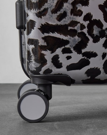 Rock Savannah Leopard Medium Suitcase