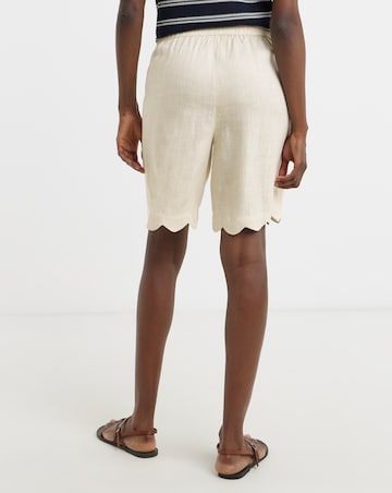 Scallop Edge Linen Mix Short