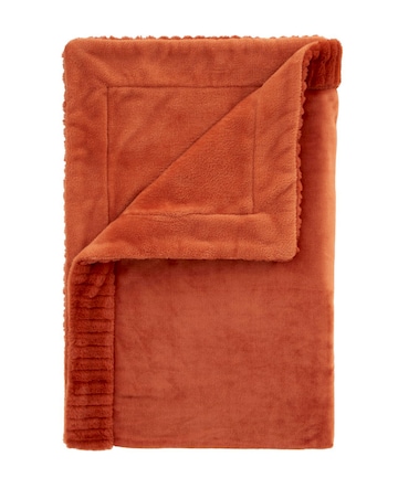 Catherine Lansfield Velvet Faux Fur Cosy Throw