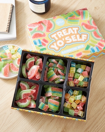 Treat Kitchen Treat Yo'Self 1kg Sweet Box