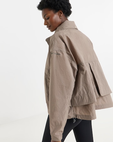 Columbia Paracutie Windbreaker