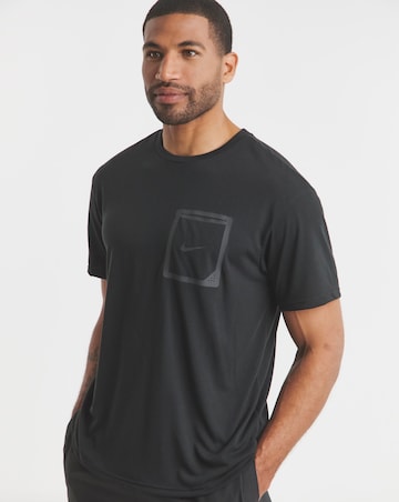 Nike Short Sleeve Hydroguard T-Shirt
