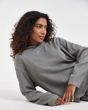 Pretty Secrets Metallic Lurex Lounge Set