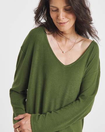 Soft Touch V-Neck Longline Top