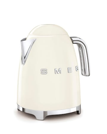 Smeg KLF03 Retro Style Cream Kettle