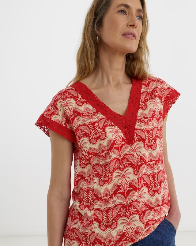 Red Print Bubble Hem Lace Trim Top