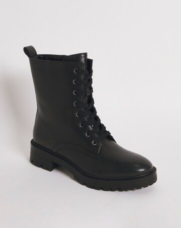 Leather Chunky Lace Up Boot E Fit