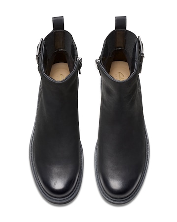 Clarks Orinoco2 Bay Buckle Chunky Leather Boot Standard Fit