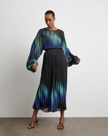 Joanna Hope Ombre Volume Sleeve Blouse