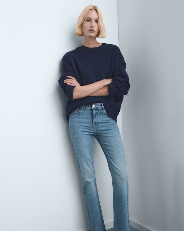 Mango Flare Mid-Rise Jean