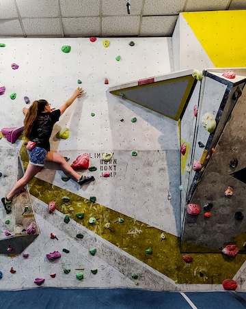 Introduction Course to Bouldering for Two